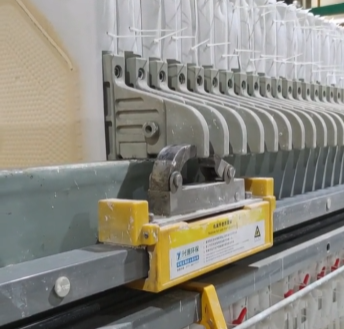 拉板小車(chē)動(dòng)作慢