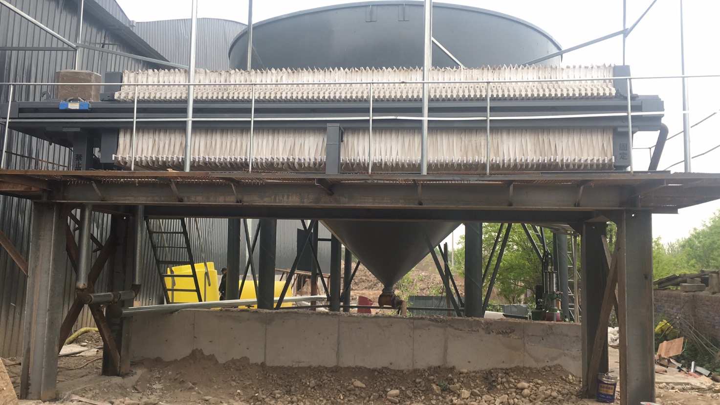 自動卸料壓濾機(jī)